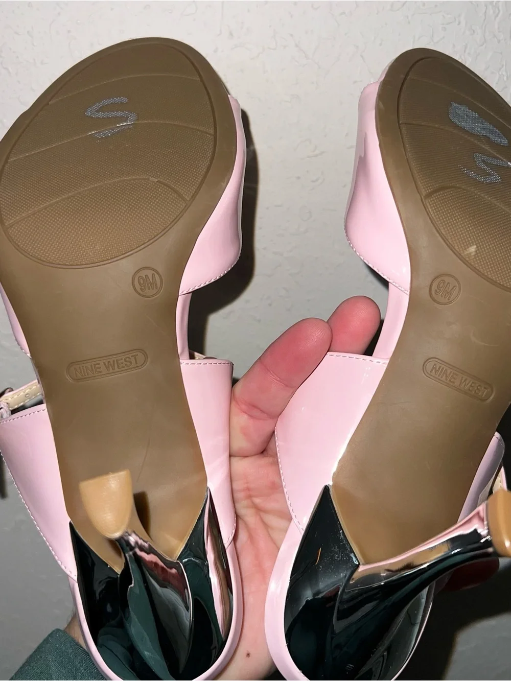 Nine west baby pink kitten-heel mule sandals Size 9.